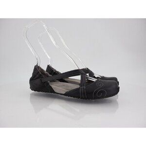 Ahnu Teva Womens Karma Mary Jane Yoga Flat Size 6.5 Black Leather Comfy Active